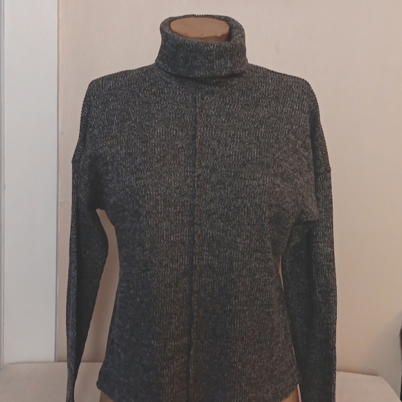 Vince Camuto Grey Turtleneck - Picture 1 of 7